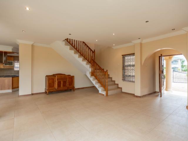 3 Bedroom House For Sale in Somerset Park