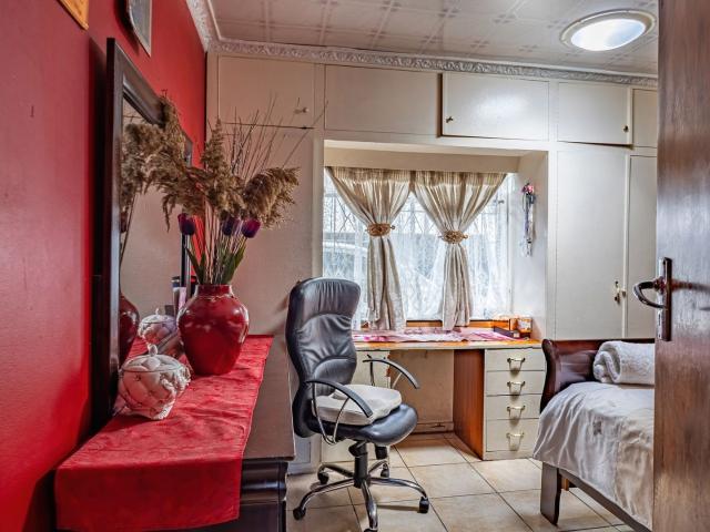 3 Bedroom House For Sale in Sophiatown