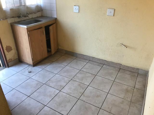 3 Bedroom House For Sale in Soshanguve VV