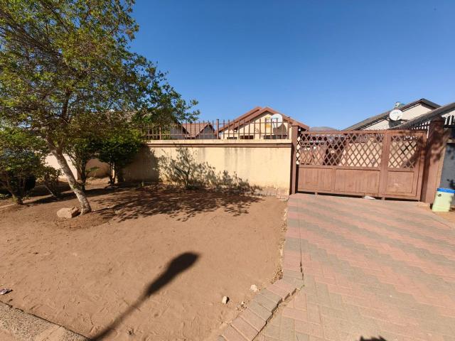 3 Bedroom House For Sale in Soshanguve VV