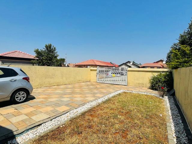 3 Bedroom house for sale in Soshanguve VV
