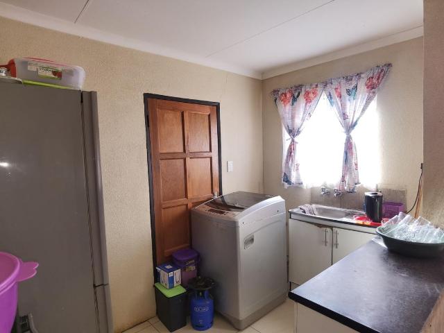 3 Bedroom house for sale in Soshanguve East