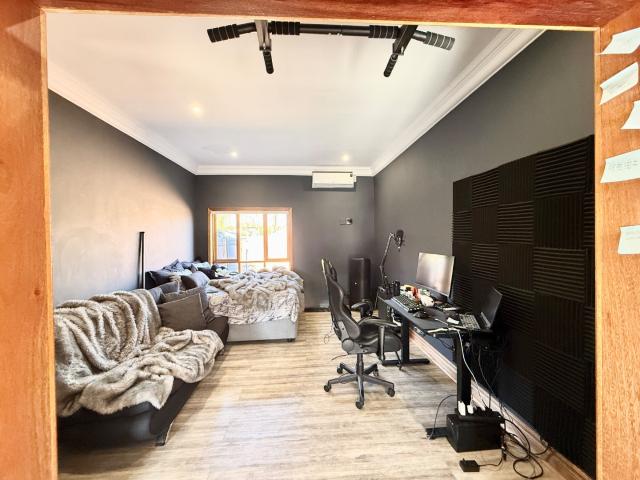 3 Bedroom House For Sale in Sable Hills