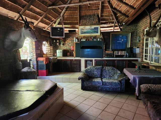 3 Bedroom House For Sale in Safari Gardens