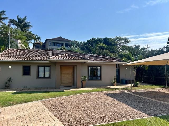 3 Bedroom House For Sale in Salt Rock