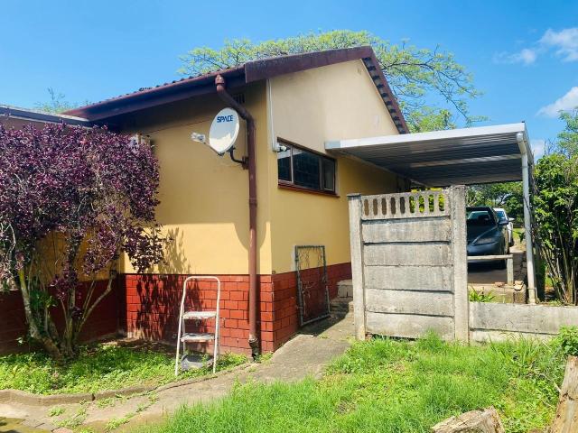 3 Bedroom House For Sale in Sea View