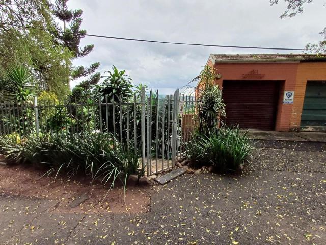 3 Bedroom House For Sale in Sea View