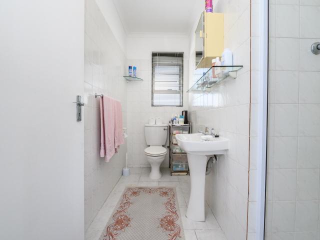 3 Bedroom House For Sale in Seaview