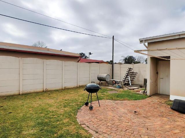 3 Bedroom house for sale in Selcourt, Springs
