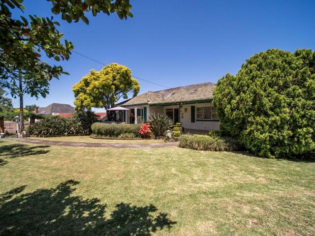 3 Bedroom House For Sale in Selborne