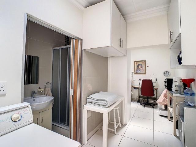 3 Bedroom House For Sale in Silver Lakes Golf Estate