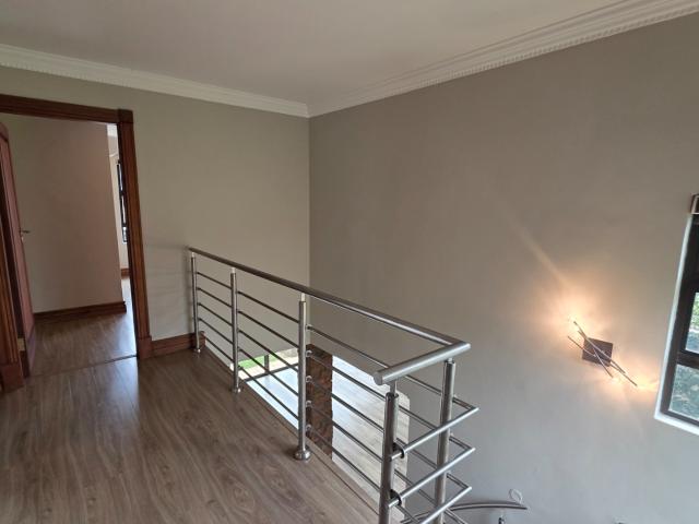 3 Bedroom House For Sale in Silverwoods Country Estate