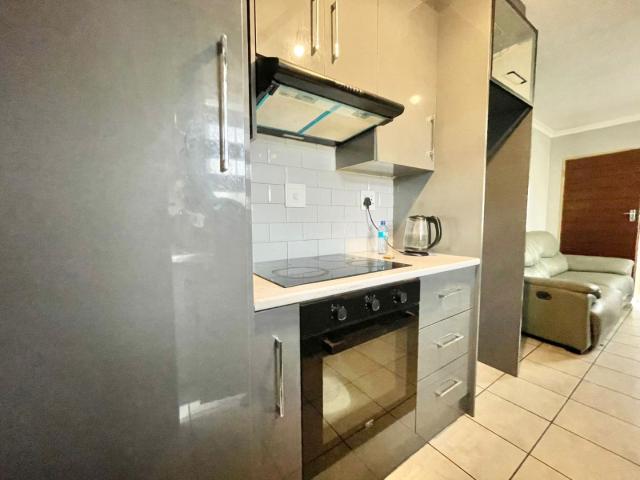 3 Bedroom House For Sale in Sky City