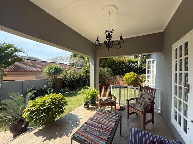 3 Bedroom House For Sale in Steiltes