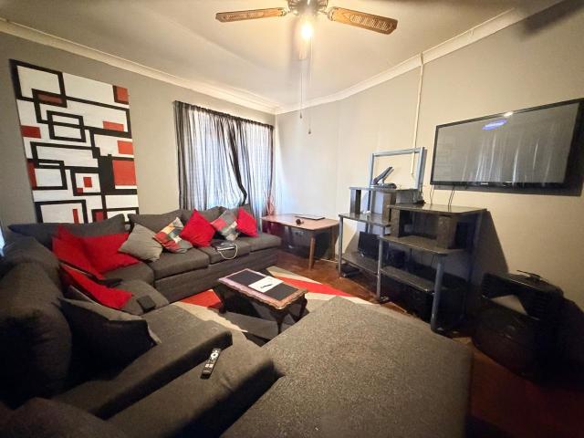 3 Bedroom House For Sale in Stilfontein