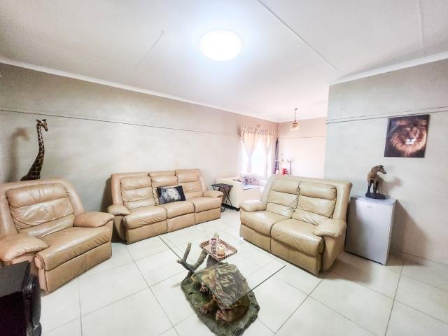 3 Bedroom House For Sale in Stilfontein