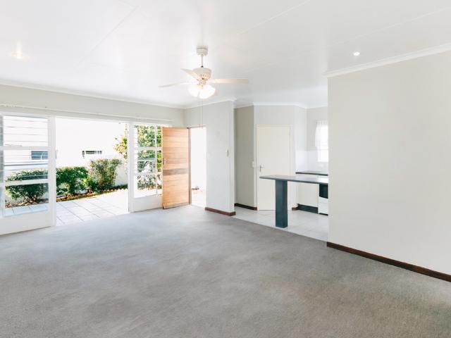 3 Bedroom House For Sale in Sundowner