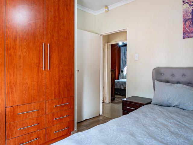 3 Bedroom House For Sale in Sunningdale