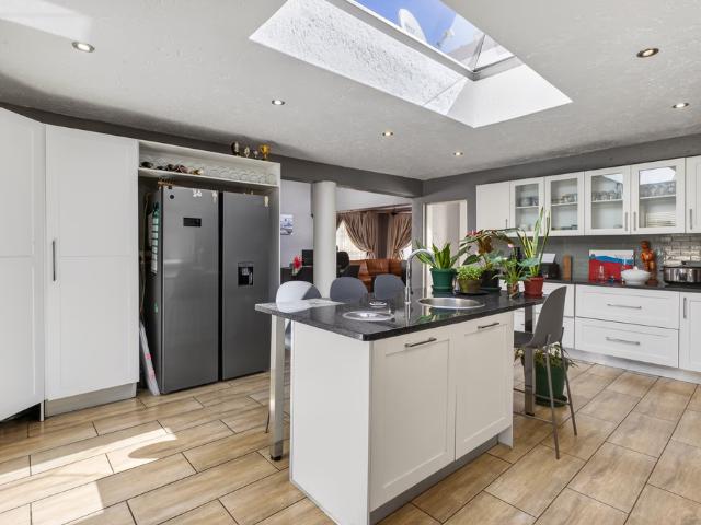 3 Bedroom House For Sale in Sunninghill