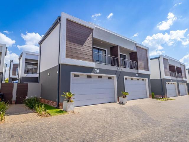 3 Bedroom house for sale in Sunninghill, Sandton
