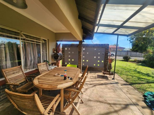 3 Bedroom House For Sale in Potchefstroom Central