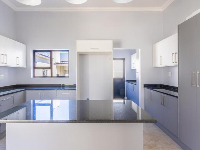 3 Bedroom house for sale in Paarl South