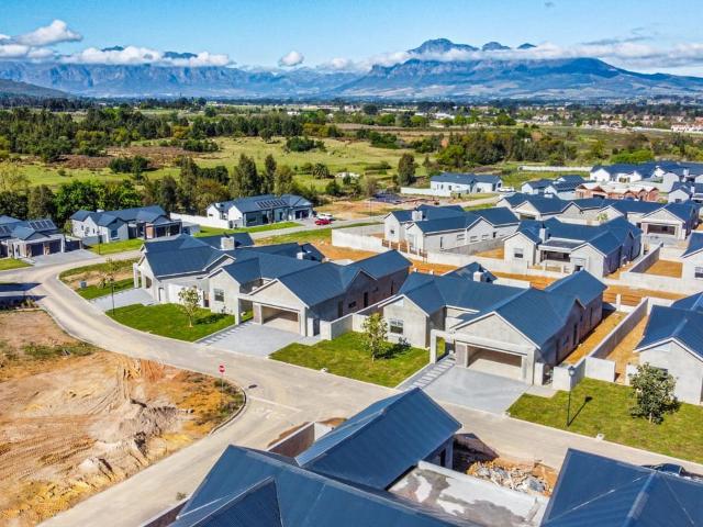 3 Bedroom house for sale in Paarl South