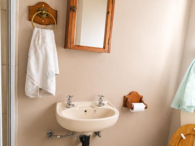 3 Bedroom House For Sale in Parkhill Gardens