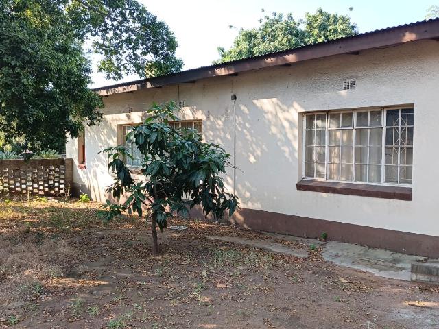 3 Bedroom House For Sale in Phalaborwa