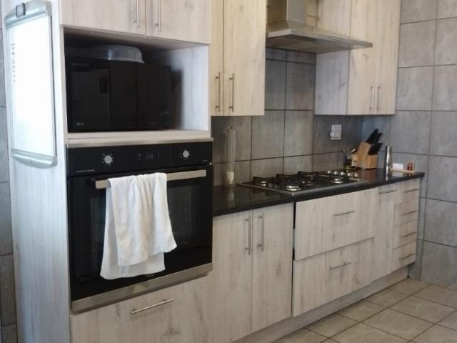 3 Bedroom House For Sale in Pretoria North