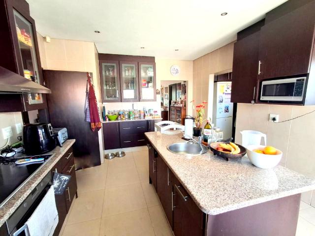 3 Bedroom House For Sale in Primrose
