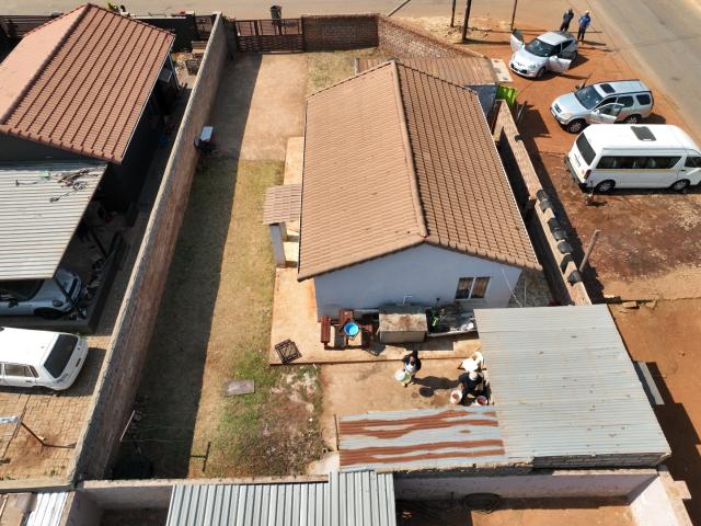 3 Bedroom House For Sale in Protea Glen