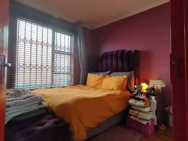 3 Bedroom House For Sale in Roodekop