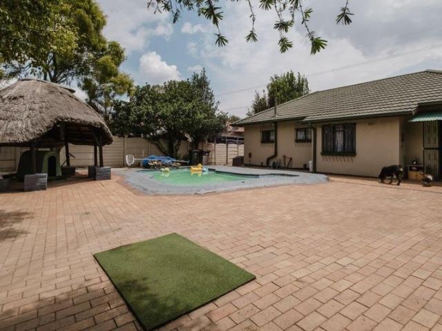 3 Bedroom House For Sale in Roseacre