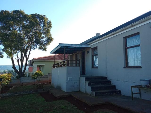 3 Bedroom House For Sale in Rosedale