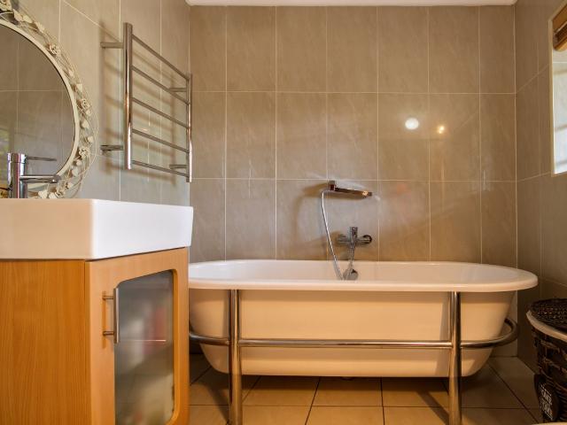 3 Bedroom House For Sale in Radiokop