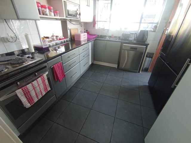 3 Bedroom House For Sale in Randhart