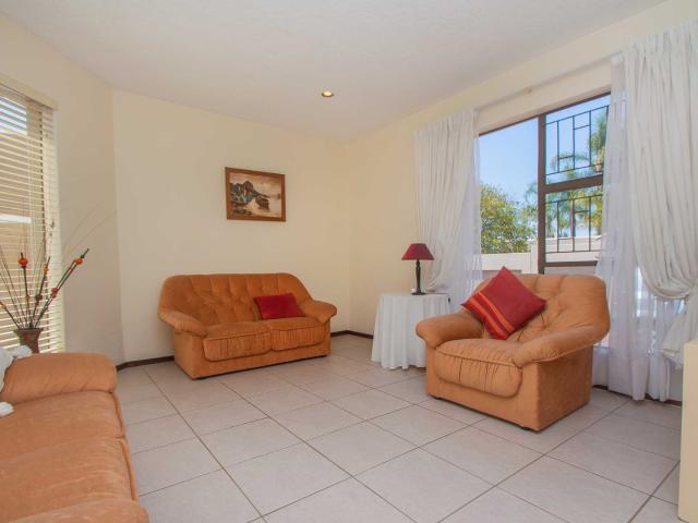 3 Bedroom House For Sale in Randpark Ridge