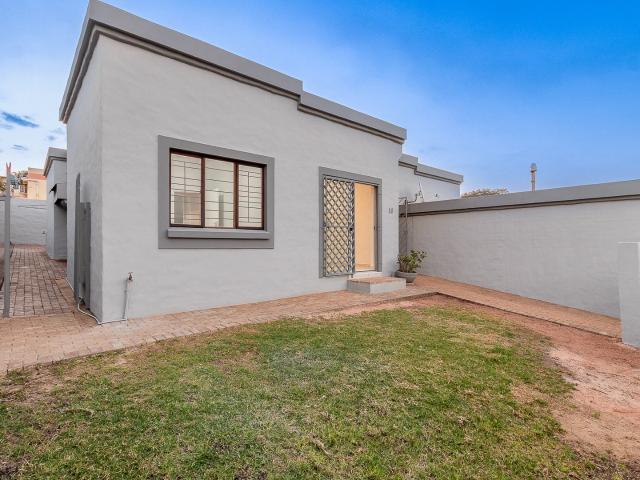 3 Bedroom House For Sale in Rant En Dal