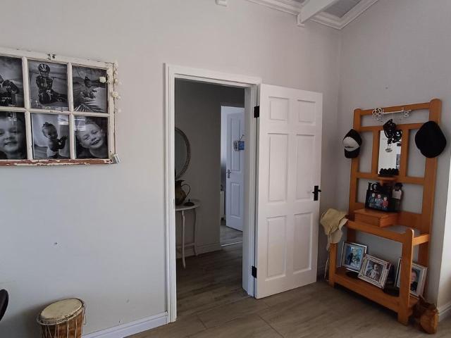 3 Bedroom house for sale in Riverside, Klein Brak Rivier