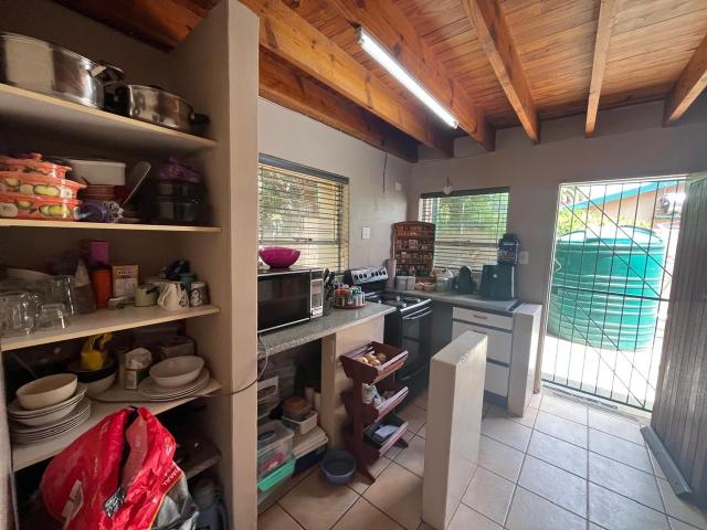 3 Bedroom House For Sale in Riebeeckstad