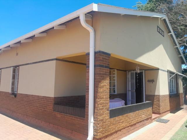3 Bedroom House For Sale in Rustenburg Central