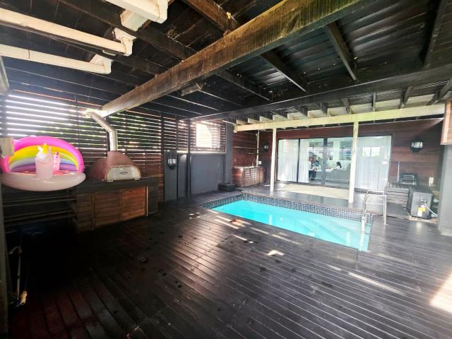 3 Bedroom House For Sale in Woodview