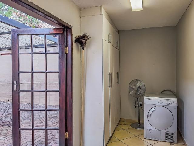 3 Bedroom House For Sale in Waterval East