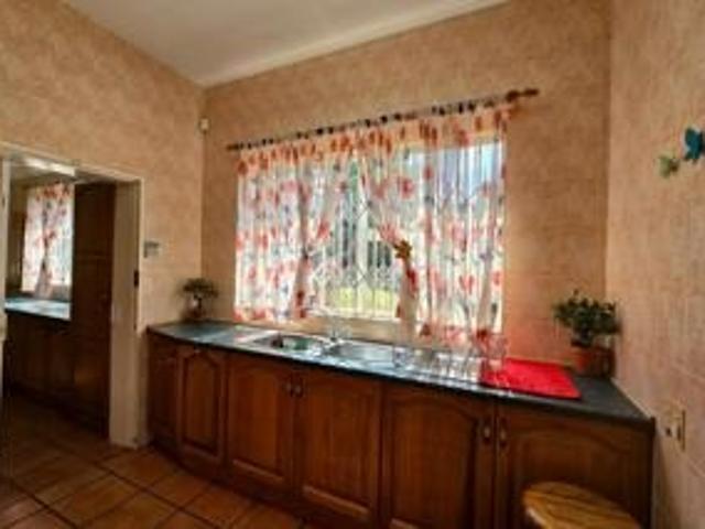 3 Bedroom House For Sale in Walkerville Central