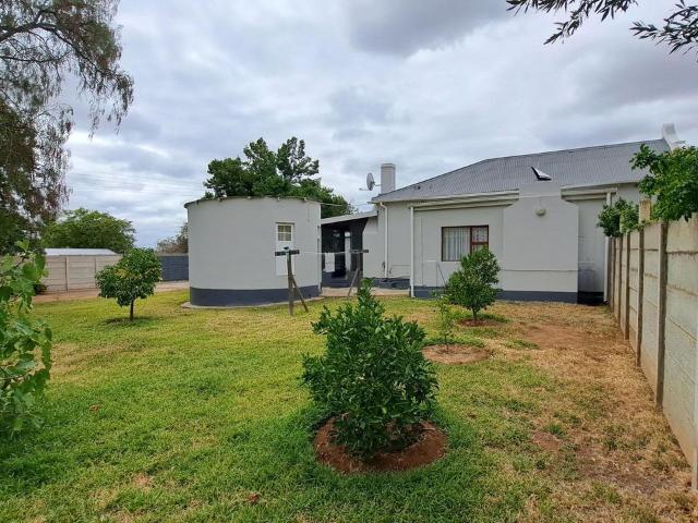 3 Bedroom house for sale in West Bank, Oudtshoorn