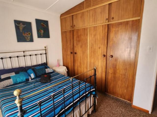 3 Bedroom house sold in West Bank, Oudtshoorn
