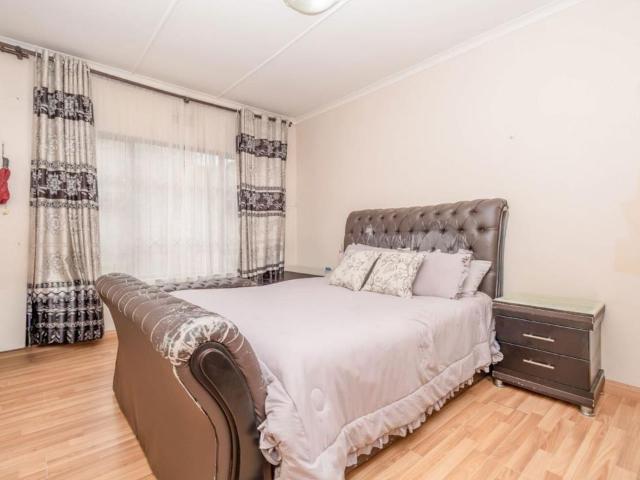 3 Bedroom House For Sale in Witpoortjie