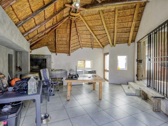 3 Bedroom House For Sale in Wierdaglen Estate