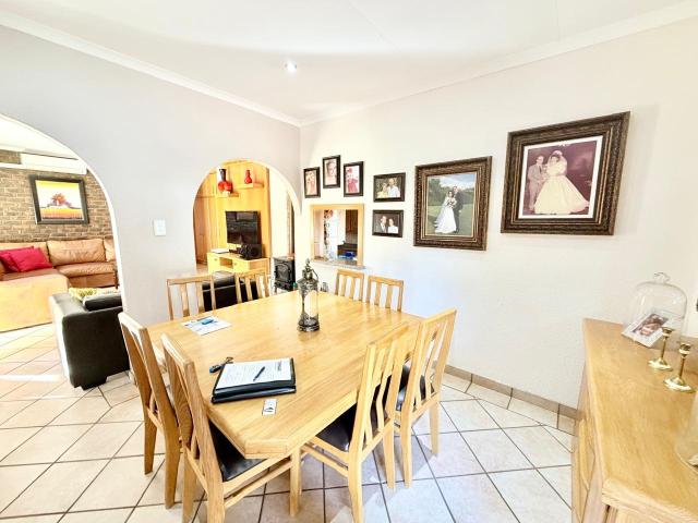 3 Bedroom House For Sale in Wilkoppies